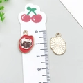 Vampire mouth dripping oil alloy pendant for DIY jewelry making in a golden finish - Halloween Vampire Mouth (19527)