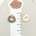 Christmas wreath alloy pendant with green oil drop finish and gold back for DIY jewelry - Green Christmas Wreath (19587)