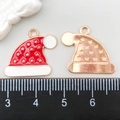 Ciondolo cappello di Natale in smalto rosso con motivo stella dorata, variante 20mm - Cappello di Natale in Smalto Rosso (14179)