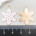 Ciondolo a fiocco di neve dorato con smalto bianco e righello per misurazione - Fiocco di Neve Natalizio in Smalto Bianco (14181)