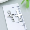 Antiek zilveren kruishanger met hol ontwerp voor DIY-sieraden 2,2 cm grootte - Antiek Zilveren Opengewerkt Kruis (22329)