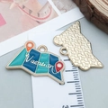Pendentif de vacances en émail en forme de carte avec alliage d'or et nuances bleues - Carte de Vacances d'Été en Émail Bleu (25265) / 16*25mm