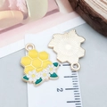 Gelber Emaille-Bienenwaben-Anhänger mit Gänseblümchen für DIY-Schmuckherstellung - Gelbe Emaille Blume Biene Bienenwabe 18*16mm (25157)