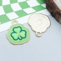 Pendentif trèfle en émail vert avec dos en métal doré pour bijoux de la Saint-Patrick - Trèfle en Émail Vert (25101)