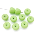 Colgantes de manzana de acrílico verde claro para creación de joyas y manualidades - Manzana con Agujero Pasante 3D (26035) / 1 Unidad (13x13x11mm) / Verde