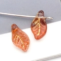Pendentif feuille en verre ambre et or avec feuilles d'or et trou pour création de bijoux - Feuille / Brun Café Transparent Tracé Or