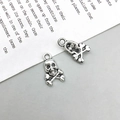 Detailansicht von Vintage-Silber-Totenkopfanhängern aus Legierung für DIY-Schmuckherstellung - 8*13mm / Altsilber Totenkopf Stil (10872)