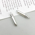 Macro-opname van zilveren kogelvormige metalen bedels voor DIY sieraden maken - Kogel Stijl (3199)