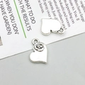 Détail de pendentifs en forme de cœur en alliage d'argent avec motifs de roses gravés - Coeur Argent Antique avec Fleur (9x12mm)