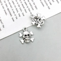Antiksilberne Totenkopf-Anhänger aus Legierung mit Öse für DIY-Schmuckherstellung - 12*14mm / Altsilber Totenkopf Stil (17369)