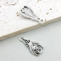 Retro silver bat pendant with realistic texture for DIY jewelry making and Halloween accessories - Antique Silver Two-Hole Bat 10x20mm (16945)