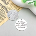 Antiksilberner runder Gedenkanhänger aus Legierung mit Versen für DIY Schmuck - Buchstabe i will hold (8993)