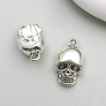 Antique silver skull pendant in vintage style with ring for DIY jewelry making - Skull Style (3341)
