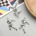 Antique silver alloy football athlete silhouette pendants for DIY jewelry making - Rugby Player (9199)