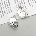 Antiek zilveren American football helm bedel voor DIY sieraden maken en accessoires - Sporthelm Stijl (9198)