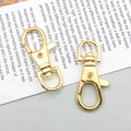 Zwei Karabinerverschlüsse aus KC-Goldlegierung für DIY-Schmuck und Schlüsselanhänger - 35mm Verschluss (12946)