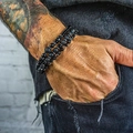 Heren armbandenset van matzwarte onyx en lavasteen met zilverkleurige metalen accenten - Vulkanisch Gesteente & Matte Zwarte Agaat (ZJ13132)