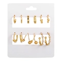 Set di sei paia di orecchini a cerchio dorati con perle e fiori di cristallo - Stile Texture Intrecciata Oro (ZJ6724)