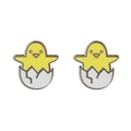 Lindos pendientes de madera con diseño de pollito amarillo en cáscara de huevo blanca - Estilo Pollito En Cáscara de Huevo (ZJ9523)
