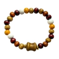 Handgemaakte kralenarmband met kleurrijke houten kralen en gegraveerde houten kraal - Veelkleurige Kraal Etnisch Gesneden Stijl (ZJ13708)