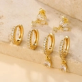 Set di orecchini in rame placcato oro con zirconi e cerchi a forma di C con pendenti - Stile Combinato 3 Paia Fiori e Cerchi (ZJ12795)