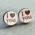 Macro shot of wooden stud earrings with pink finish and I Love You heart engraving - Rose Gold Round I Love You Style (5)