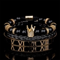 Set bracciali uomo con perle nere, corona in zirconi e bracciale rigido numeri romani - Set Tre Pezzi Corona Numeri Romani Nero Oro (ZJ12922)