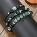 Set di bracciali retrò con onice nera e pietra di pino verde su fondo di legno - Stile Pietra Verde Opaco Nero a Tre Strati (ZJ14266)