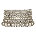 Vista macro de pulseras de cuentas plateadas multicapa con tamaños degradados - Plata Degradado Cuenta Redonda (ZJ14379)