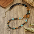 Böhmische Holzperlenkette mit Türkisimitat und antikem Bronze-Halbmondanhänger für Herren - Mondsichel Holz Türkis Stil (ZJ14901)