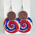 Boucles d'oreilles bohèmes en bois géométrique avec motif tie-dye bleu blanc rouge - Style Ethnique Tie-dye Spirale Double Couche (5)