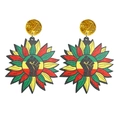 Detail von Sonnenblumen-Ohrringen mit Juneteenth pan-afrikanischen Farben und Faust - Sonnenblumen-Faust-Stil (5)