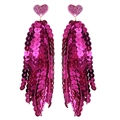 Gros plan de boucles d'oreilles cœur rose avec de longs glands à paillettes magenta brillant - Style Gland Rose Foncé Cœur Rose(12)