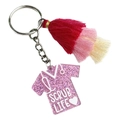 Llavero de enfermera en acrílico con purpurina rosa y borla de colores Scrub Life - Estilo Uniforme Rosa SCRUB LIFE (2)