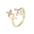 Bague étoile et lune dorée ajustable avec zircons et détail de perle blanche - Ouvert Réglable / Étoile Lune Perle (J429 Or)