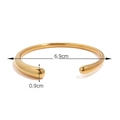 18K vergulde titanium armband met 6,9 cm binnendiameter en 0,9 cm breedte - Goud Gladde Stijl