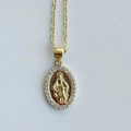 Collar religioso vintage dorado con colgante de María y halo de circonitas claras - Estilo De Estrás Pavé Ovalado (D)