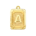 Nahaufnahme von vergoldetem quadratischem Anhänger mit Relief-Buchstaben A und Strahlenmuster - Buchstabe A Stil (A0421-A)