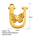 Detalle del colgante letra U chapado en oro 18K con motivo de mariposa y dimensiones - Estilo Letra U (SS0212)
