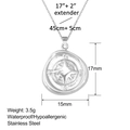 Vue détaillée du pendentif boussole en acier avec dimensions de 17 mm par 15 mm - Style Boussole Argentée (XL0074)
