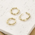 Créoles dorées à vagues irrégulières avec texture organique et design moderne - Or 14 carats