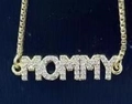 Verstellbares goldenes MOMMY Armband mit Zirkonia-Buchstaben und Box-Kette - MOMMY-Gold