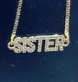 Goldenes SISTER-Armband mit funkelnden Zirkonia-Steinen und verstellbarer Kette - SISTER-Gold