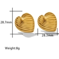 Macro view of 18K gold stainless steel heart earrings with dimensions and weight - Striped Heart