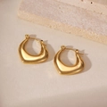 Orecchini a cuore in acciaio inossidabile placcato oro 18k su superficie in pietra - Stile Geometrico Irregolare a Cuore Spesso (5960750932858) / Oro