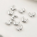 Ciondoli a lettera W in argento lucido per creazione di gioielli DIY e accessori - Lettera W (49#W) / 1 Pezzo / Argento