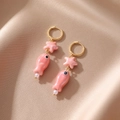 Orecchini pendenti a stella marina e pesce in ceramica su seta color champagne - Rosa