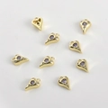 Gros plan de pendentifs en cœur plaqués or 14k avec cristaux violets et petits strass - Base Plaquée Or 14K-Zircone Violette-Pendentif Uniquement (Sans Chaîne) (7#)