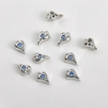 Vue macro de pendentifs cœur plaqués or 14 carats avec cristaux bleus et blancs - Base Argentée-Zircone Bleue-Pendentif Uniquement (Sans Chaîne) (10#)