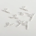Makro-Detail von silbernen gedrehten Perlenketten-Verbindern mit Doppelringen für DIY-Schmuck - Wirbel Doppelte Aufhängung / 1 Stück/Packung (ca. 22,8 * 9,7 mm) / Dickes Silber